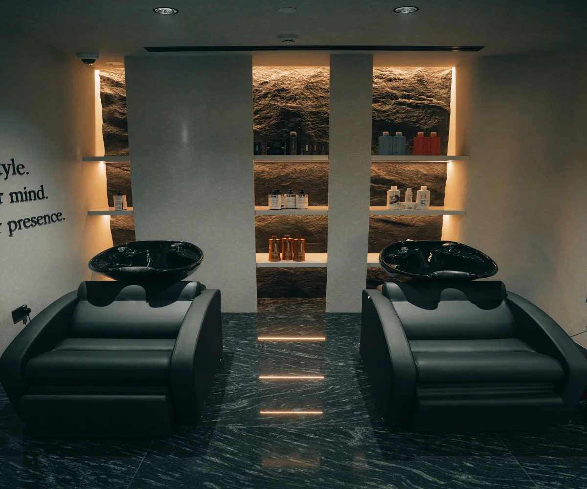 Luxury treatment Men's Salon